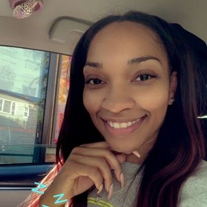 Meet your Posher, Javita